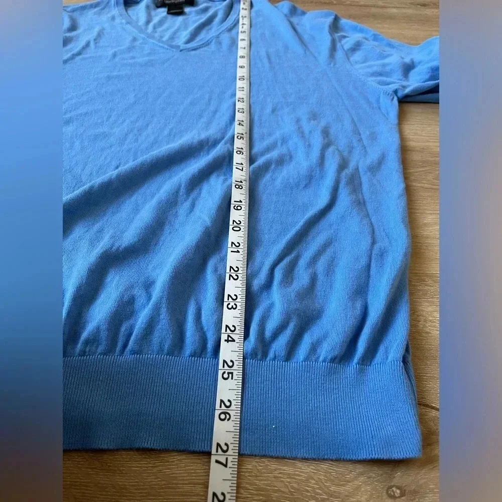 The Men’s Store Bloomingdales Blue Long Sleeve V-Neck Sweater Sz XL 100% cotton